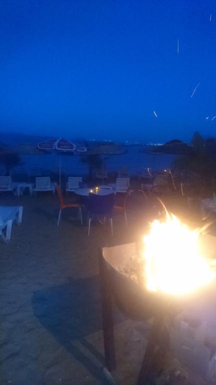 Erkin Apart Hotel Karsiyaka  Zewnętrze zdjęcie