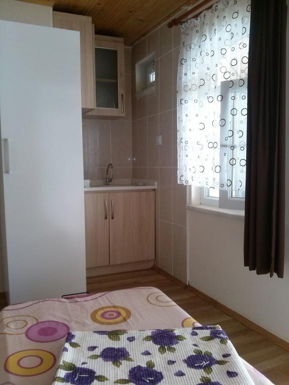Erkin Apart Hotel Karsiyaka  Zewnętrze zdjęcie